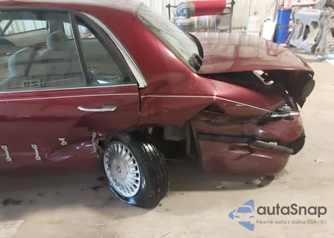 1999 Buick Lesabre Custom z USA, uszkodzony, nr VIN 1G4HP52K5XH444914